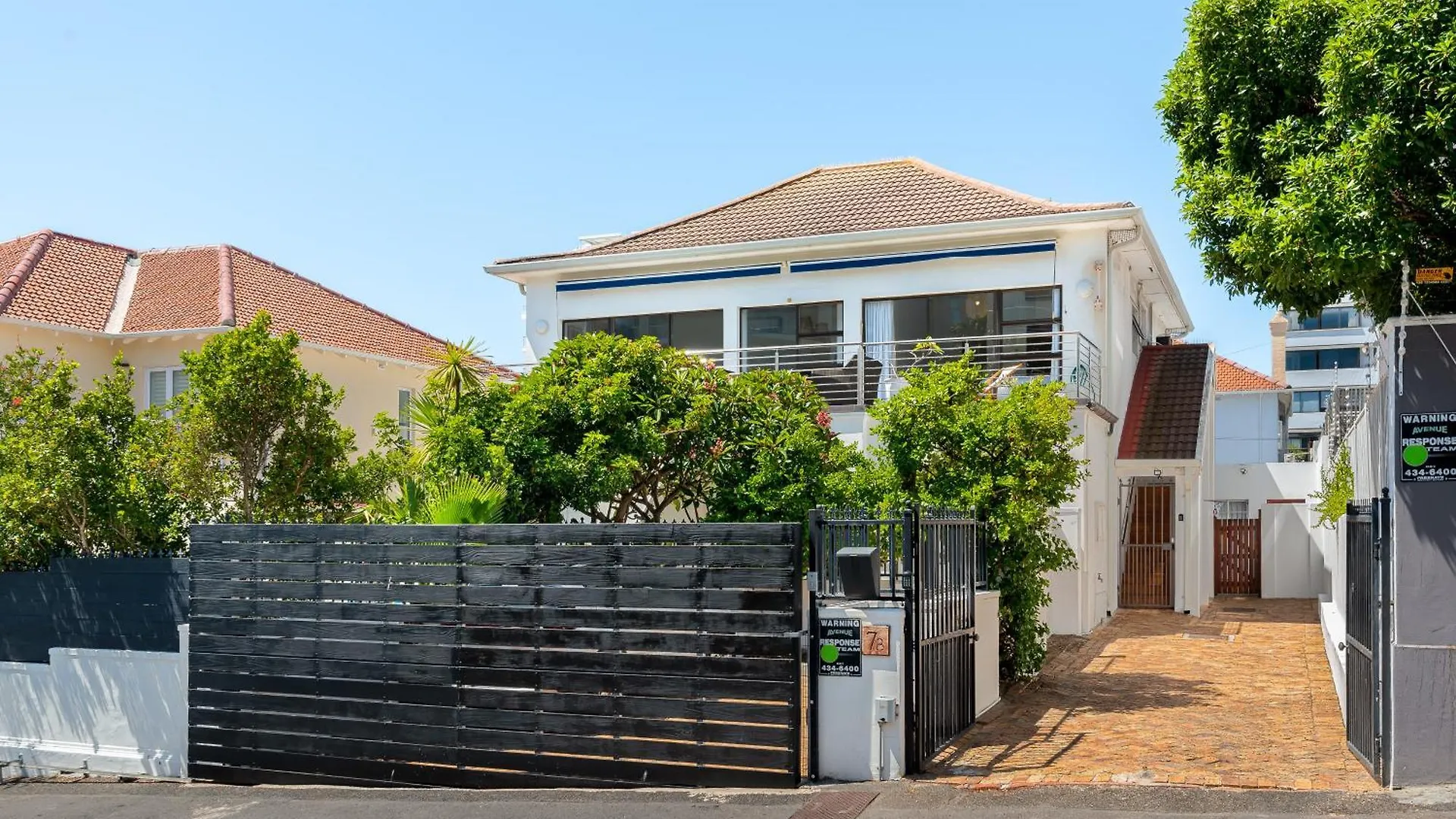 Apartment Sea Point Bliss - Access To Beach & Saunders Pool Cape Town South Africa